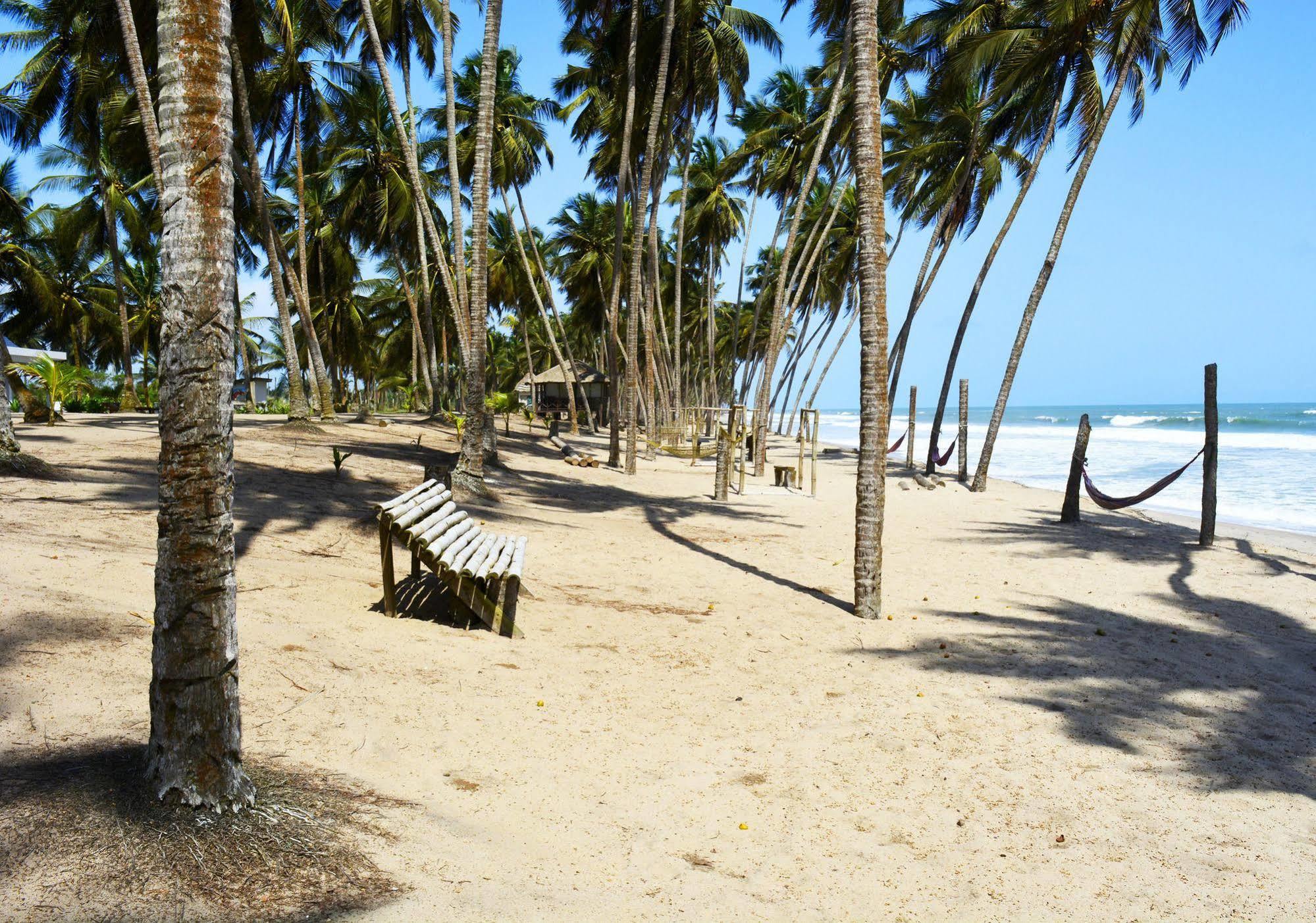 Blue Diamond Beach Resort Apam Exterior photo